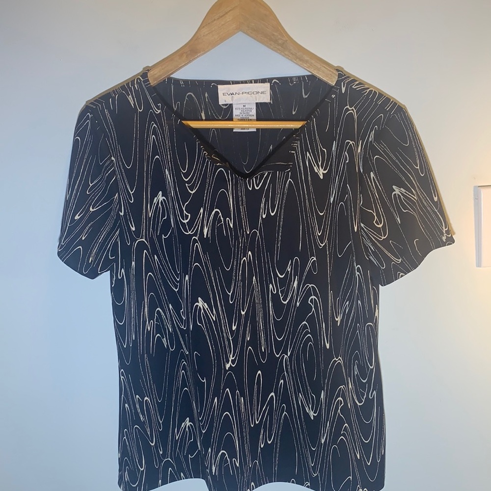 Evan Picone black/white short sleeved blouse